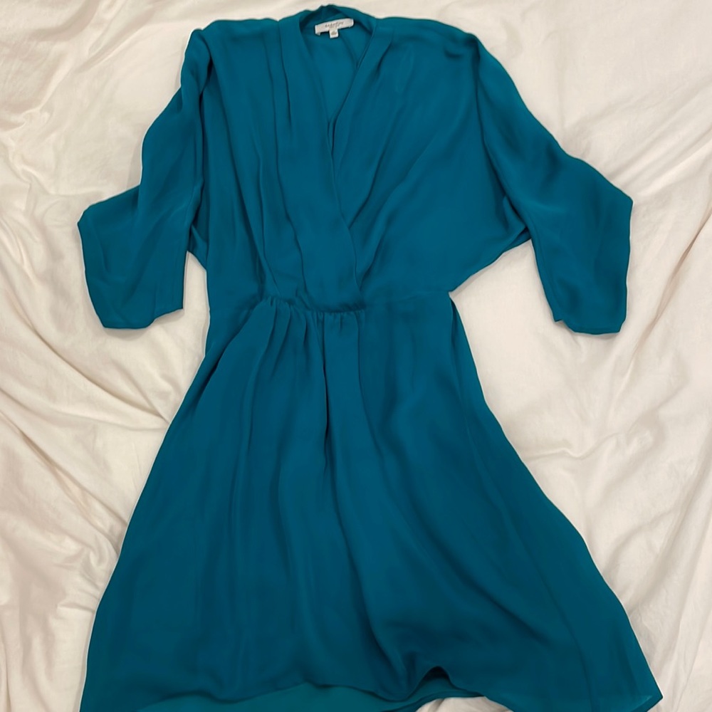 Aritzia babaton turquoise/teal v neck silk dress size XS